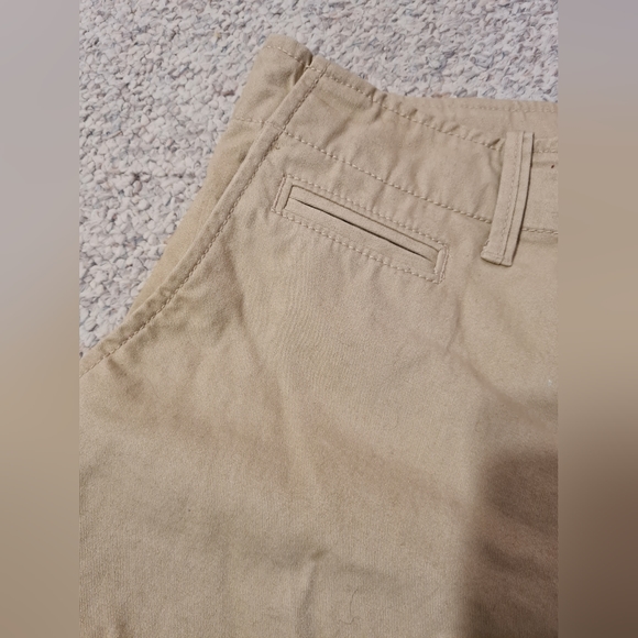 Old Navy Men Khaki Pants - Picture 5 of 9